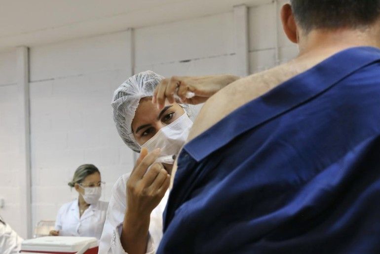 Vacina contra a gripe é liberada para toda a população em Aracaju