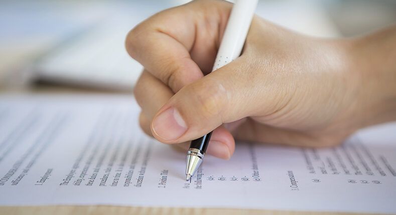 CREF20/SE abre concurso com salário de até R$ R$ 5.416,20