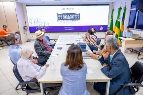 Prefeita Emília conhece projeto que irá transformar Palácio Inácio Barbosa em complexo cultural