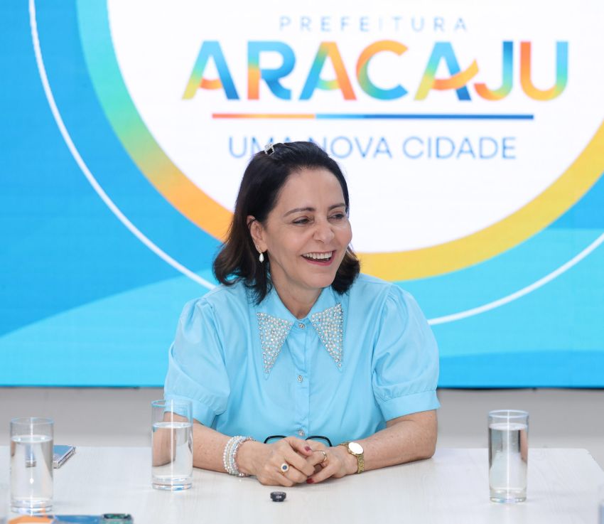 Procedimento cardíaco da prefeita Emília Corrêa é concluído com sucesso