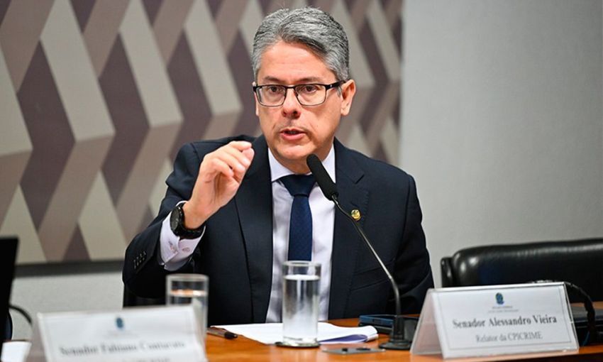 Alessandro diz que Moraes é “cadáver jurídico e político” e afirma que fará novo pedido de impeachment do ministro