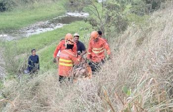 Bombeiros resgatam um homem ferido em cachoeira de difícil acesso em Nossa Senhora das Dores