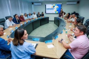 Prefeita Emília reúne secretários para acompanhar metas do planejamento estratégico da gestão municipal