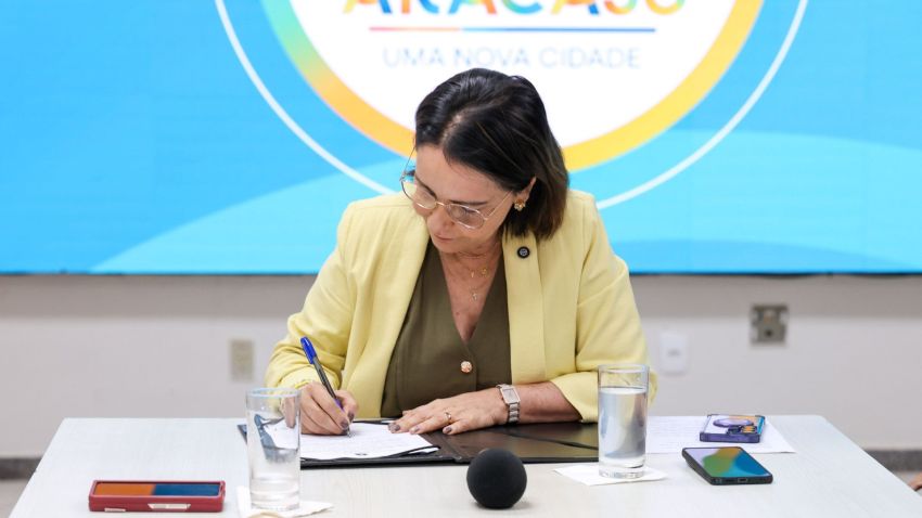 Prefeita Emília assina decreto que garante gratuidade no transporte coletivo durante as Eleições 2026
