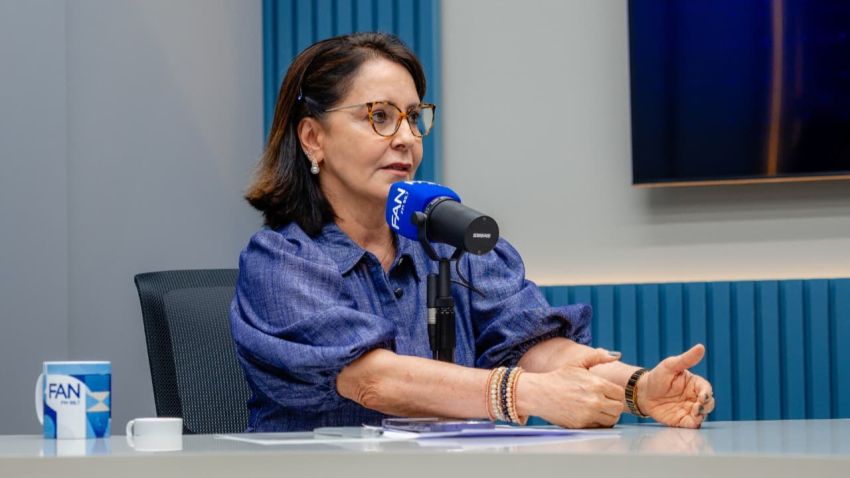 Prefeita Emília Corrêa anuncia retirada da Viação Modelo do sistema de transporte coletivo de Aracaju.